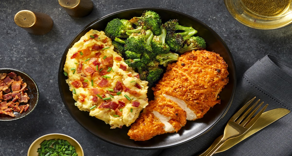 Crispy Cheddar Chicken with Loaded Bacon Mashed Potatoes & Broccoli
